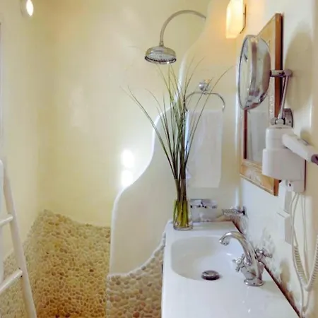 Otel Manu Mykonos Next To The Quality Brand & Kalafatis