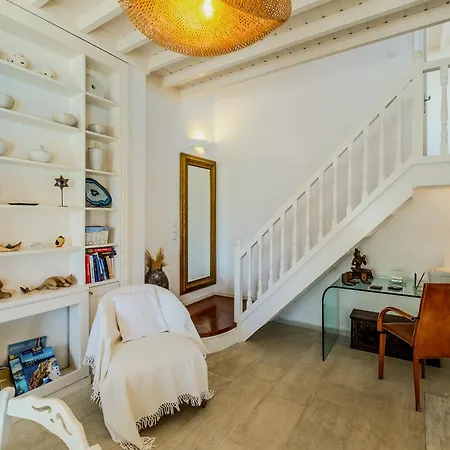 Manu Mykonos Next To The Quality Brand & Hotel Kalafatis