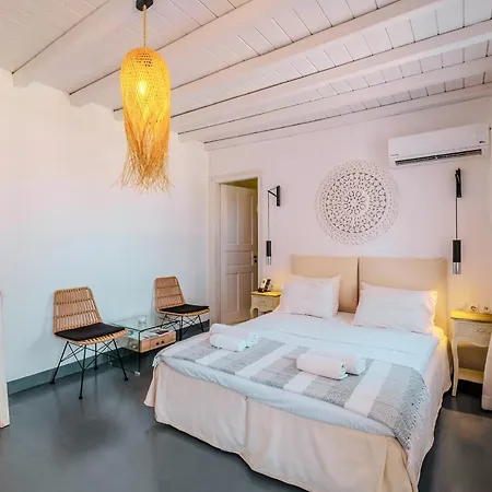 Manu Mykonos Next To The Quality Brand & *