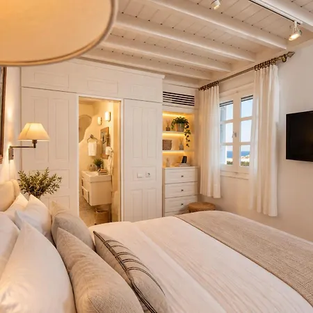 Manu Mykonos Next To The Quality Brand &