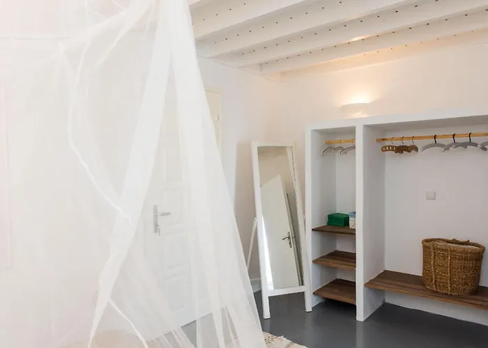 Manu Mykonos Next To The Quality Brand & Hotel