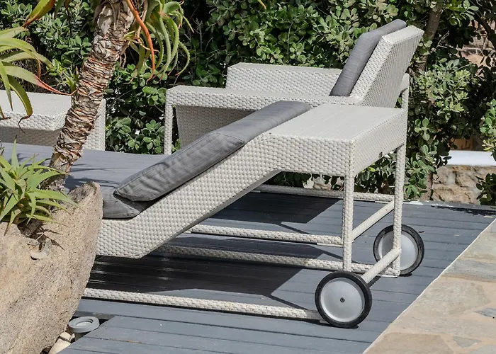 Manu Mykonos Next To The Quality Brand & *