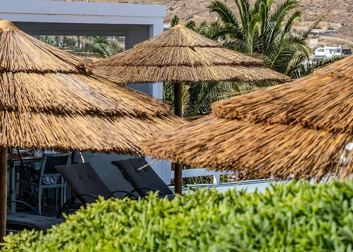 Manu Mykonos Next To The Quality Brand & * Καλαφάτη